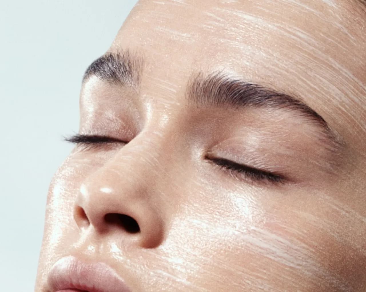 Gesichtshaut verbessern: Effektive Tipps für strahlende, gesunde Haut