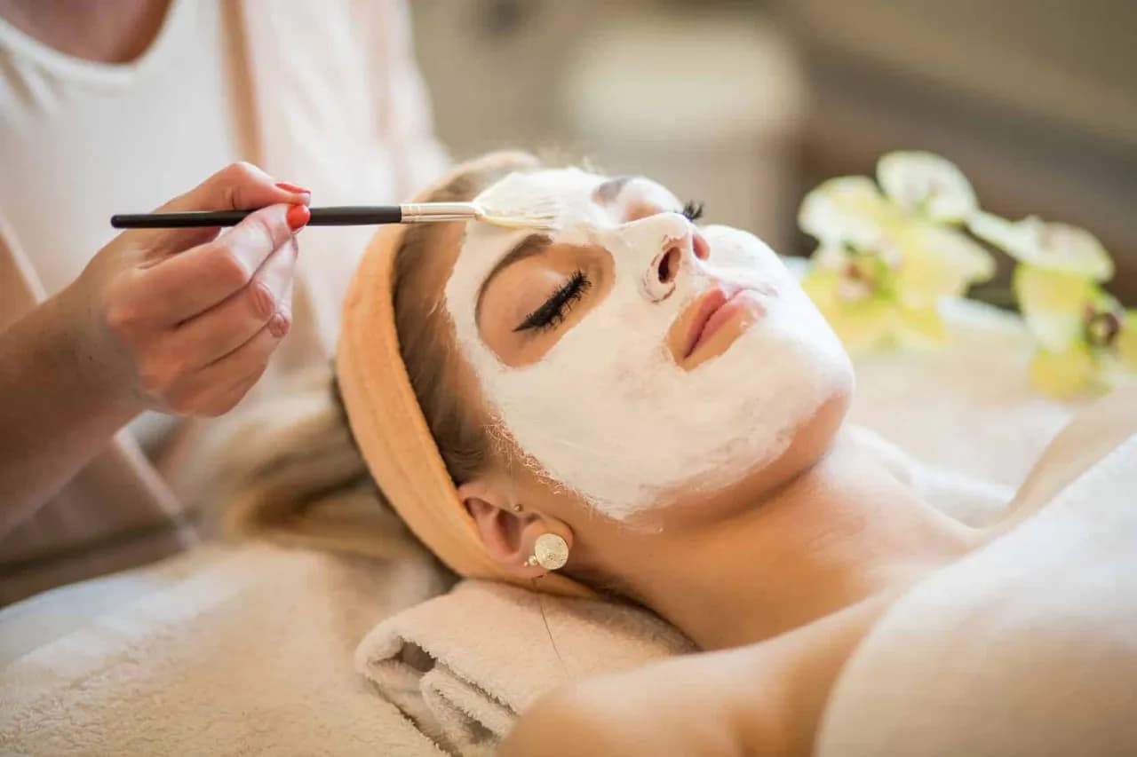 Die besten Masken für strahlende Haut: Kosmetik für jeden Hauttyp